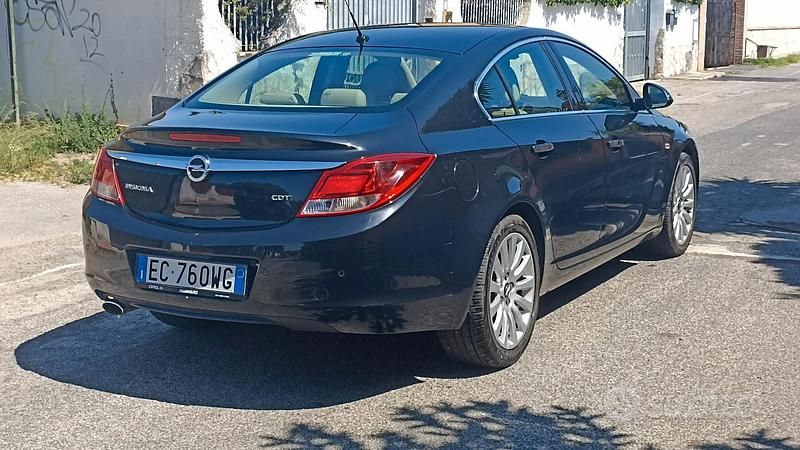 Usata Opel Insignia Cosmo 131 CV (96 kW) 2010 Nero Berlina