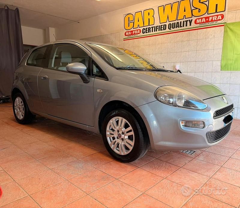 Usata Fiat Punto Evo 77 CV (56 kW) 2012 Grigio Utilitaria