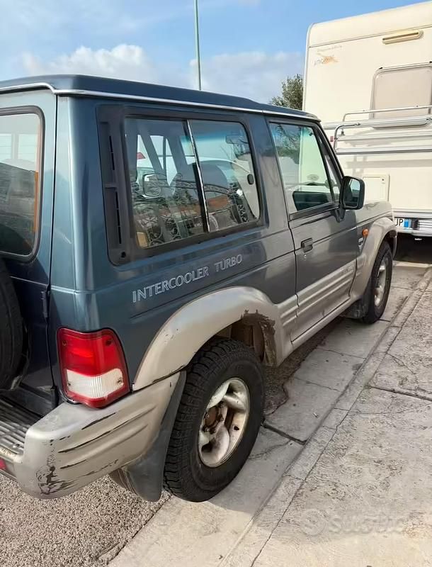 Usata Hyundai Galloper 100 CV (73 kW) 2000 Blu SUV