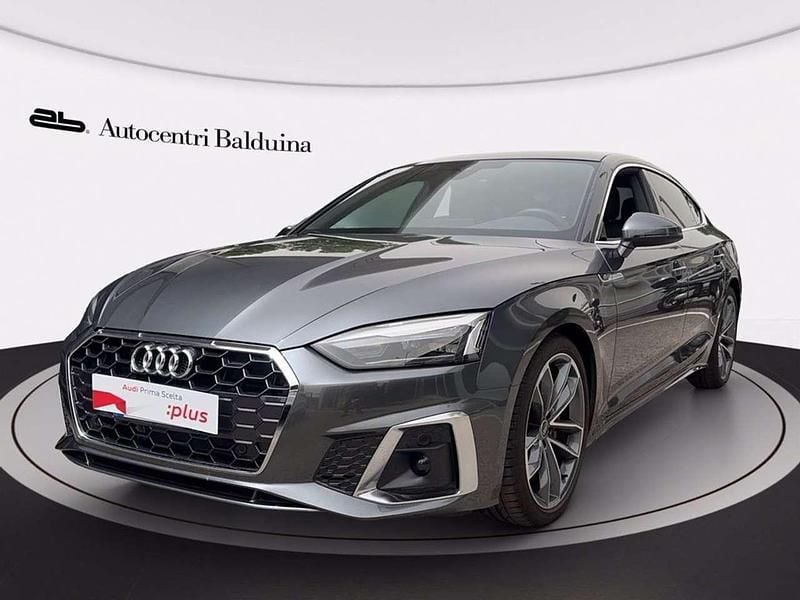 Grigio daytona perla Usata 2024 Audi A5 Sportback S-Line Due volumi | 52.900 € (Molto cara) - Immagine 1/4