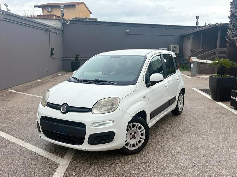 Bianco Usata 2012 Fiat Panda Pop Tre volumi | 1990 € (Super prezzo) - Immagine 1/4