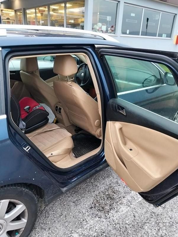 Usata VW Passat 2007 Blu Station wagon