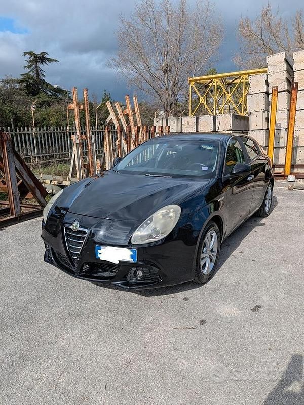 Usata Alfa Romeo Giulietta Distinctive 105 CV (77 kW) 2010 Nero Utilitaria