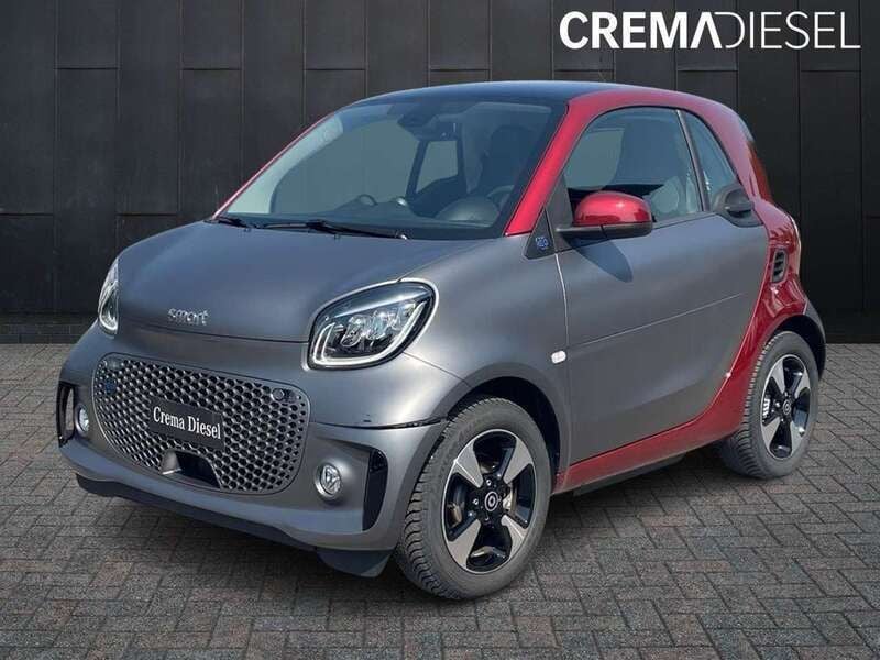 Grigio Usata 2024 Smart ForTwo Electric Drive Passion Due volumi | 15.500 € (Buon prezzo) - Immagine 1/4
