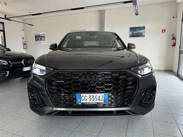 Usata Audi Q5 Sportback Ambiente 204 CV (150 kW) 2021 Grigio SUV