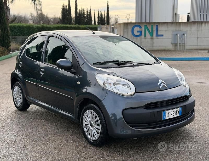Grigio Usata 2006 Citroën C1 Due volumi | 3600 € (Cara) - Immagine 1/4