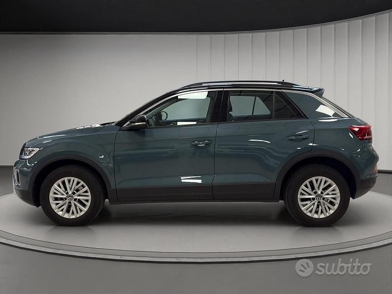 Usata VW T-Roc Style 110 CV (80 kW) 2023 Nero SUV