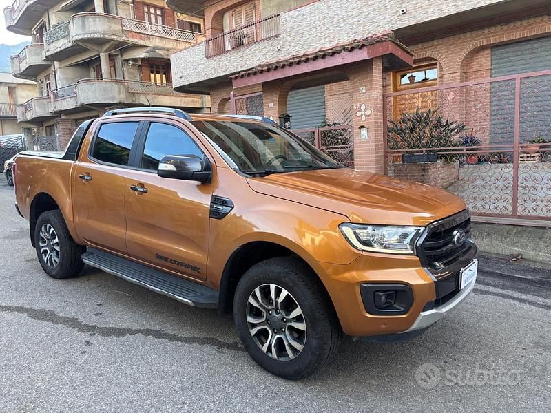Usata Ford Ranger Wildtrack 213 CV (156 kW) 2020 Arancione Pick-up