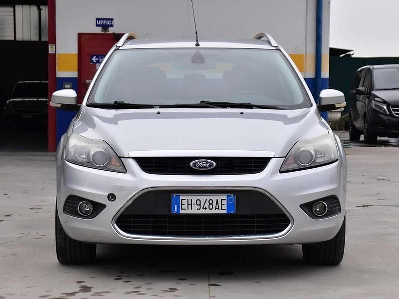 Usata Ford Focus Style 109 CV (80 kW) 2011 Argento Station wagon