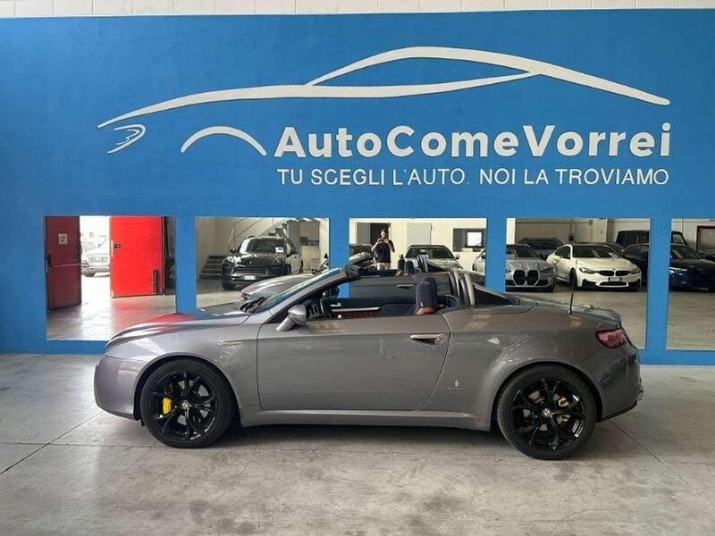 Usata Alfa Romeo Spider Exclusive 200 CV (147 kW) 2007 Beige Cabrio