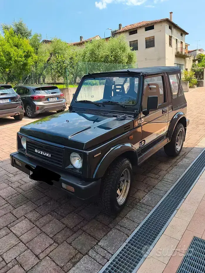 Usata Suzuki Samurai 64 CV (47 kW) 1988 Nero SUV