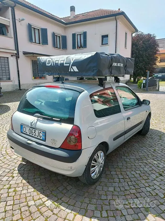 Usata Renault Clio II 58 CV (42 kW) 2004 Berlina