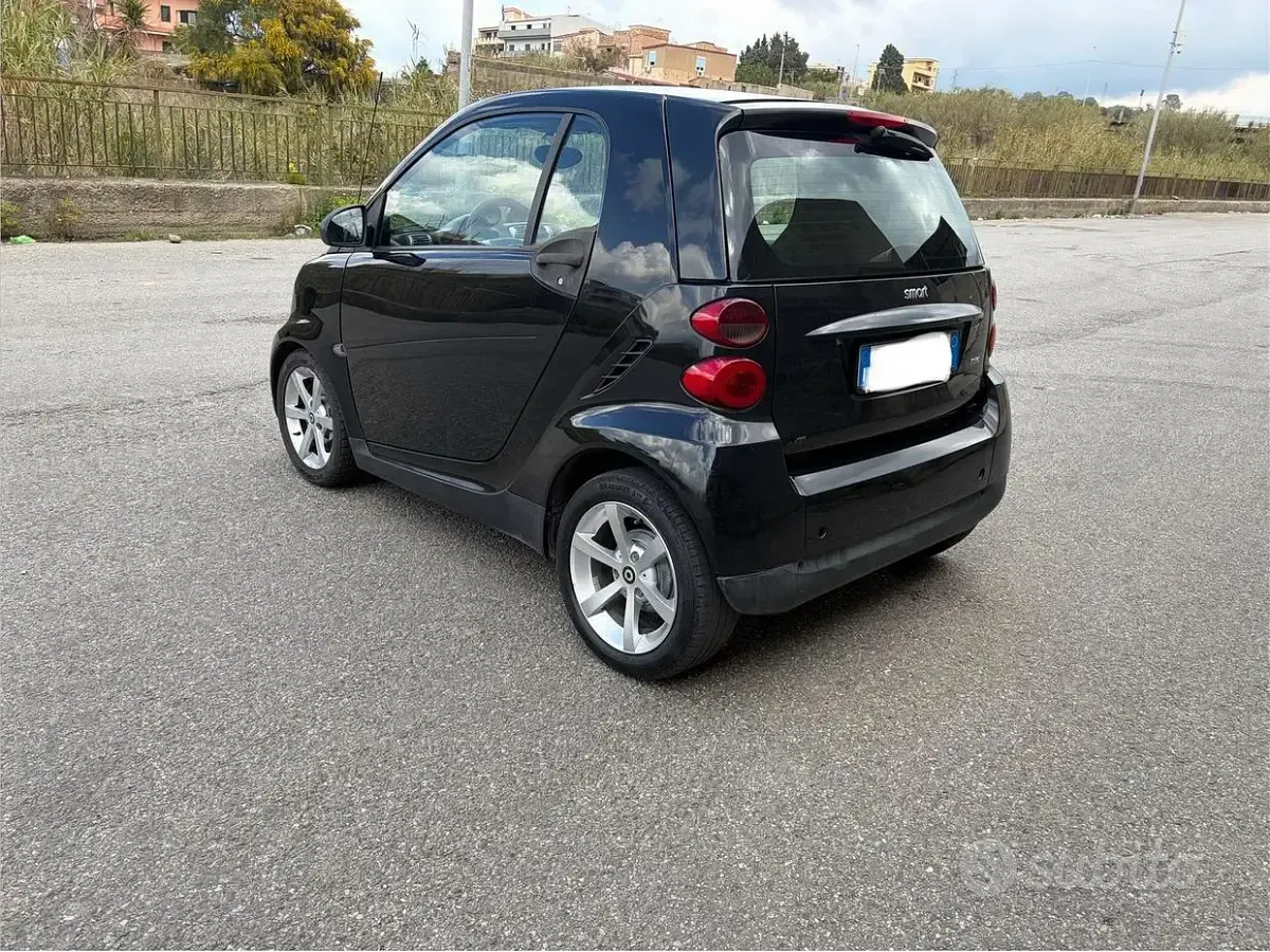 Usata Smart ForTwo Coupé Pulse 71 CV (52 kW) 2010 Nero Coupé