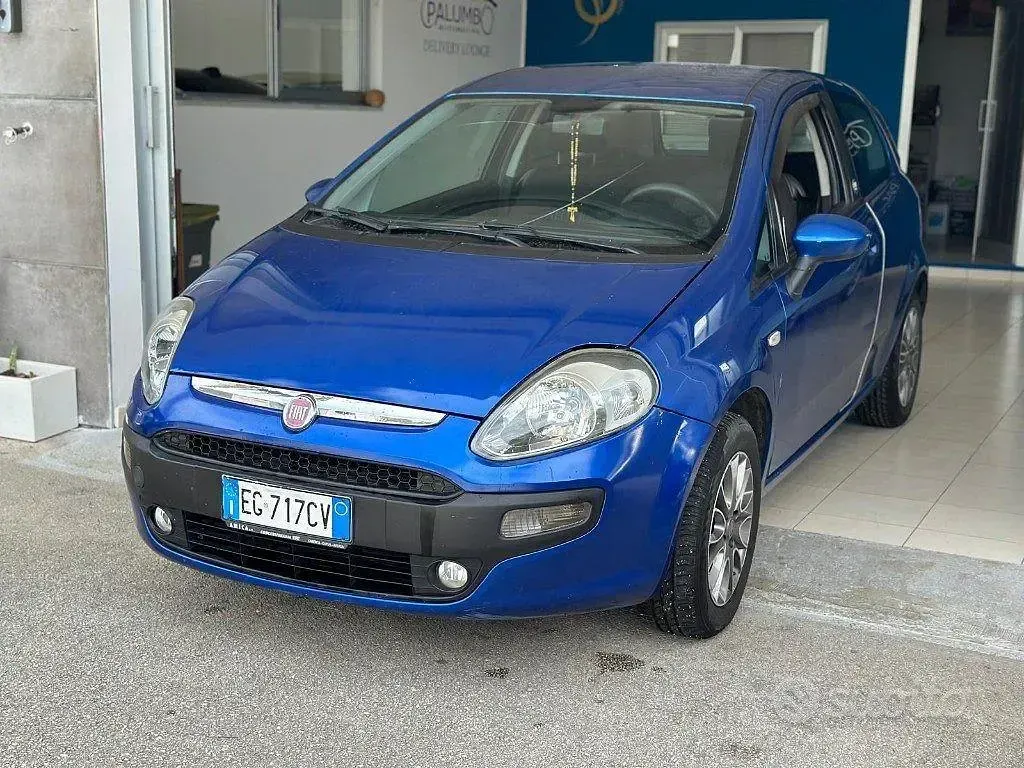 Usata Fiat Punto Evo Dynamic 69 CV (50 kW) 2011 Utilitaria
