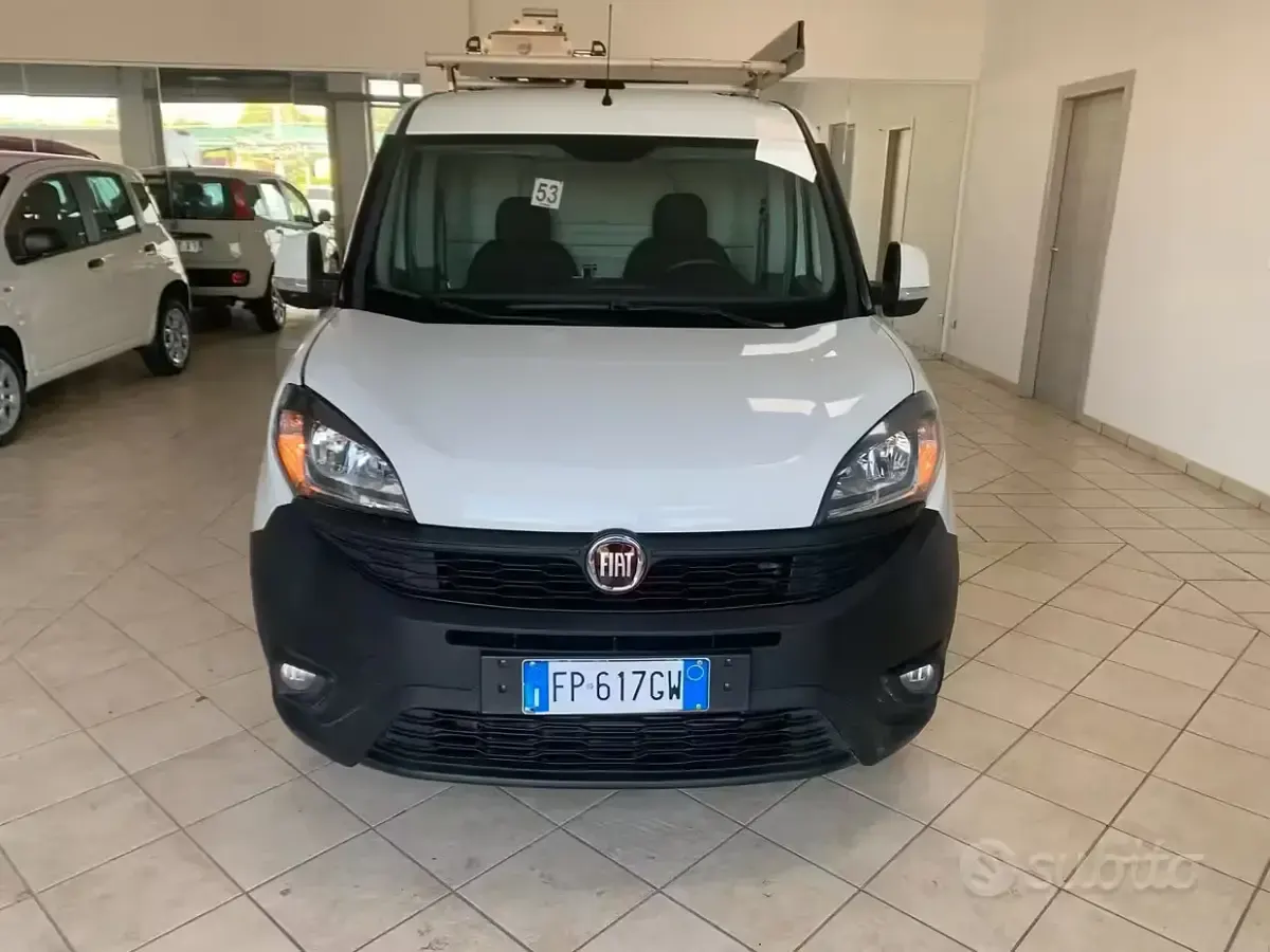 Usata Fiat Doblò Active 120 CV (88 kW) 2018 Bianco Monovolume