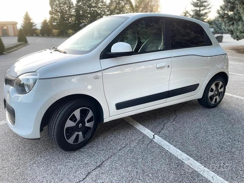 Bianco Usata 2016 Renault Twingo SE Due volumi | 8000 € (Buon prezzo) - Immagine 1/4