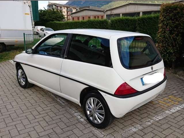 Lancia ypsilon 1999