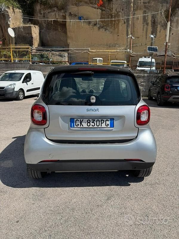 Usata Smart ForTwo Coupé 2016 Utilitaria