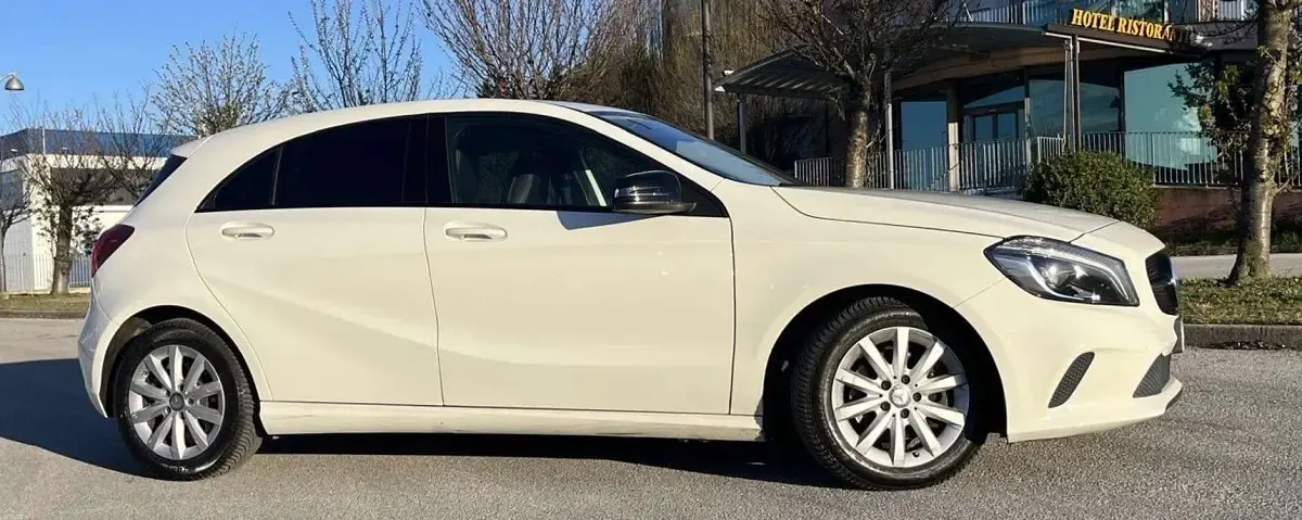 Usata Mercedes A200 Premium 136 CV (100 kW) 2016 Berlina