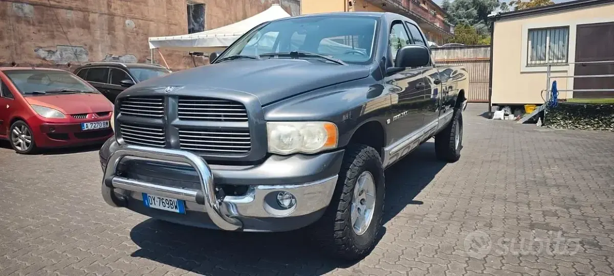 Usata Dodge Ram 245 CV (180 kW) 2002 Grigio Pick-up