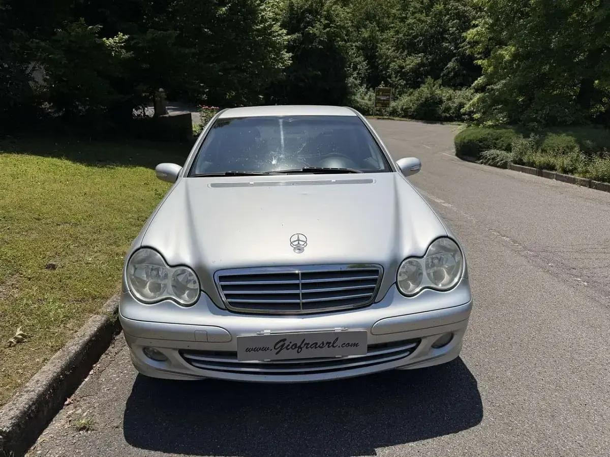 Usata Mercedes C220 Elegance 150 CV (110 kW) 2004 Other Berlina