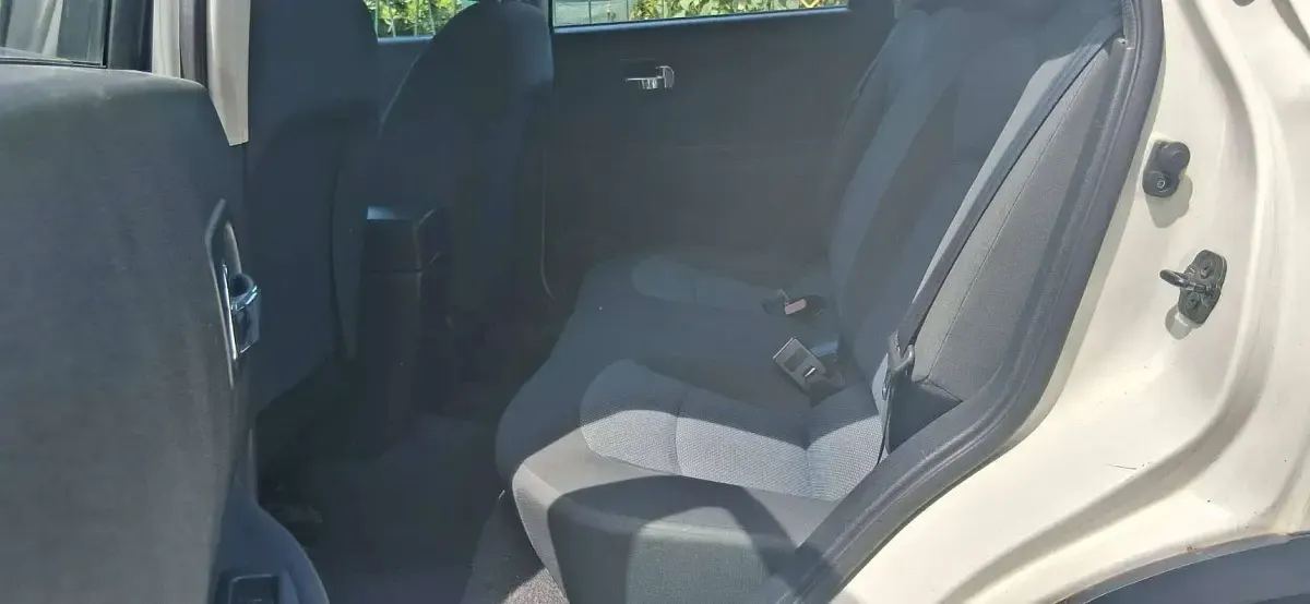 Usata Nissan Qashqai Tekna 110 CV (80 kW) 2013 Argento SUV