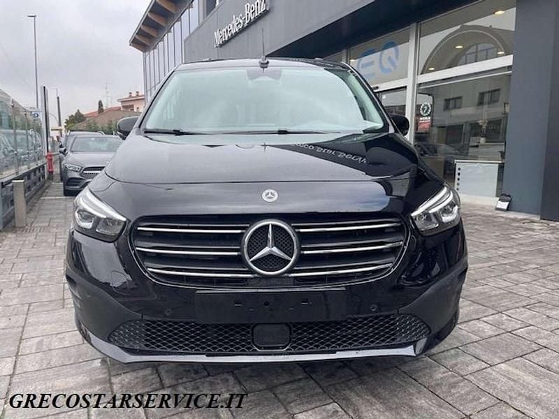 Usata Mercedes T180 131 CV (96 kW) 2023 Loparite Monovolume