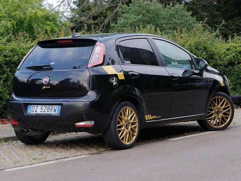 Usata Fiat Punto Evo Active 77 CV (56 kW) 2010 Nero Utilitaria