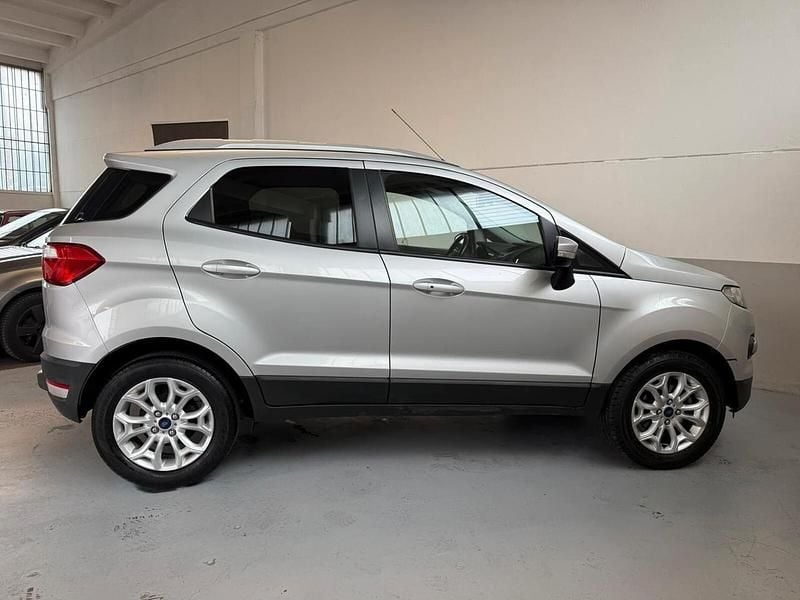 Usata Ford Ecosport Titanium 95 CV (69 kW) 2015 Argento SUV