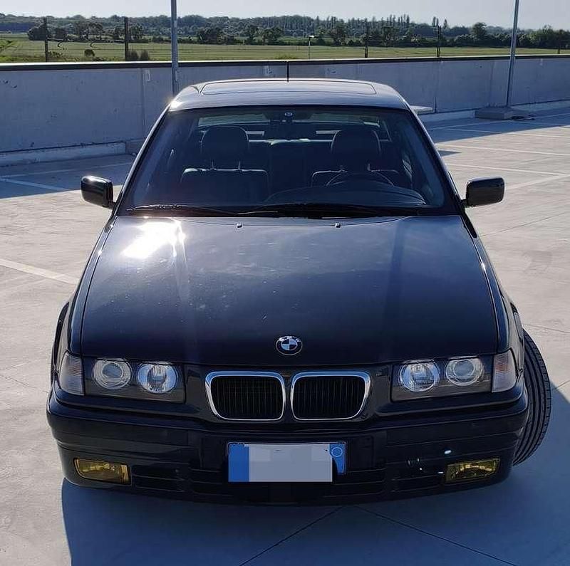 Usata BMW 320 Efficient Dynamics 220 CV (161 kW) 1991 Berlina