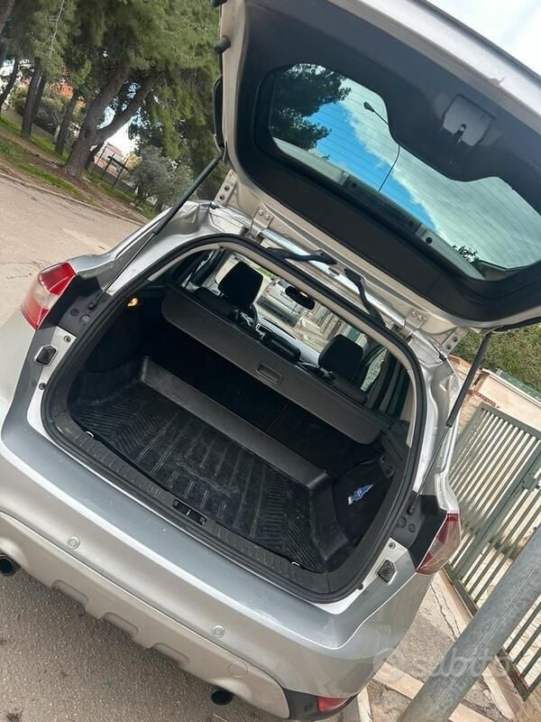 Grigio Usata 2009 Ford Kuga SUV | 4500 € (Ottimo prezzo) - Immagine 1/4
