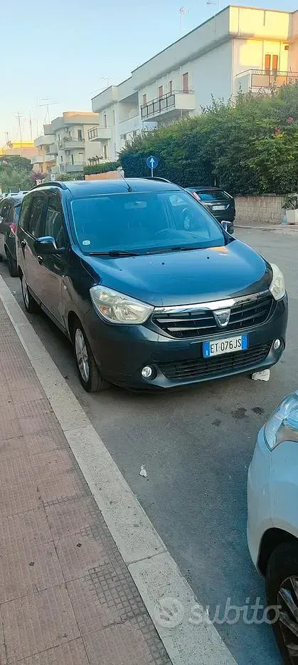 Usata Dacia Lodgy 90 CV (66 kW) 2014 Nero Monovolume