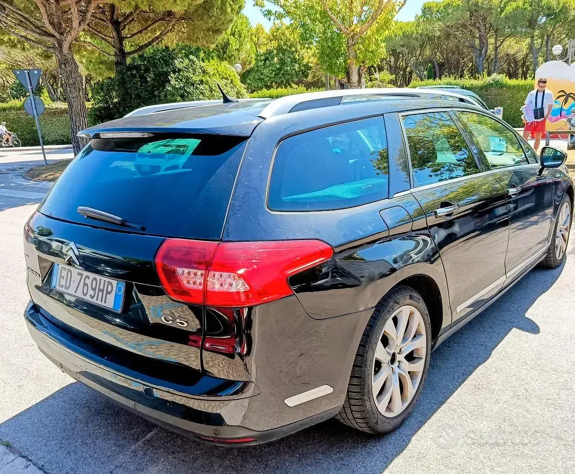 Usata Citroën C5 136 CV (100 kW) 2010 Nero Station wagon