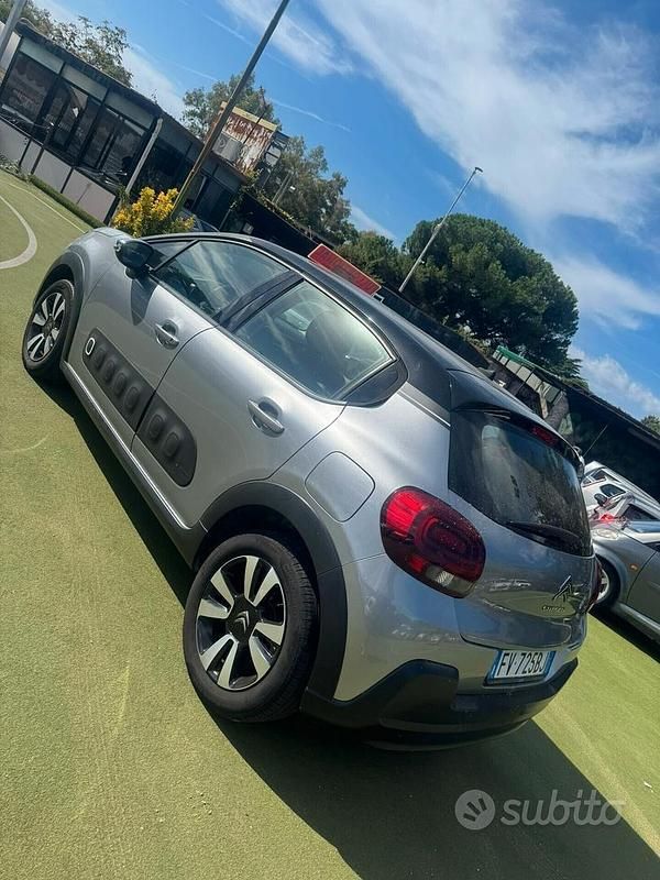 Usata Citroën C3 Shine 101 CV (74 kW) 2019 Grigio Utilitaria