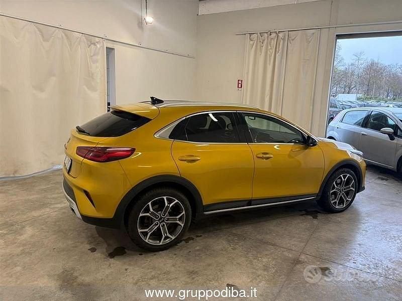 Usata Kia XCeed 140 CV (102 kW) 2019 Giallo SUV