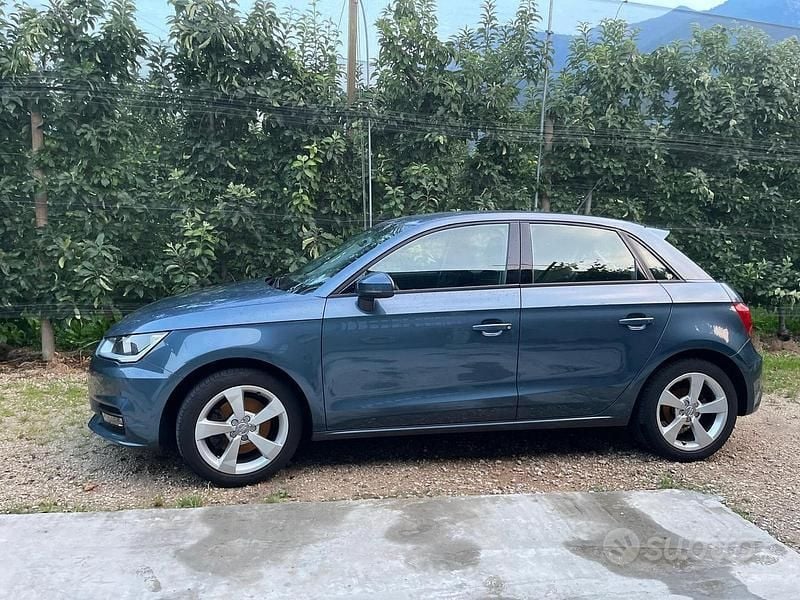 Usata Audi A1 116 CV (85 kW) 2017 Blu Utilitaria