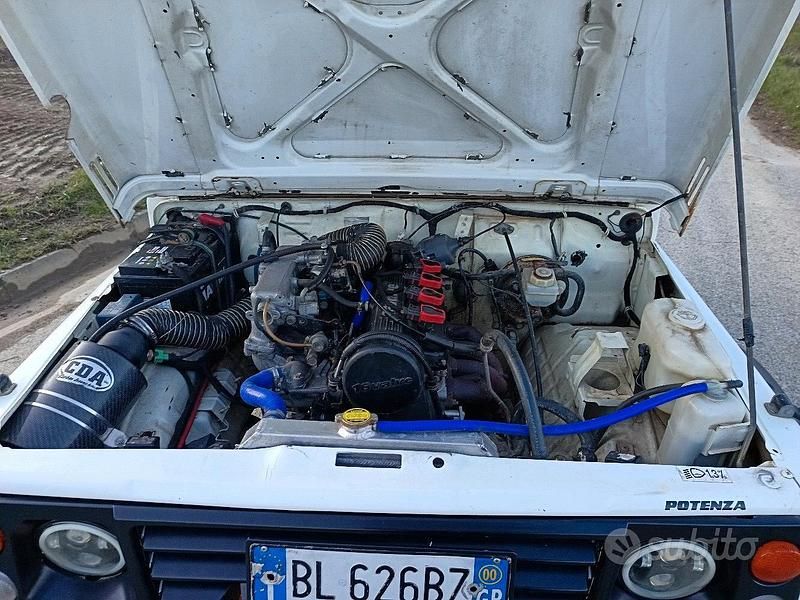 Usata Suzuki Samurai 69 CV (50 kW) 2000 Bianco SUV