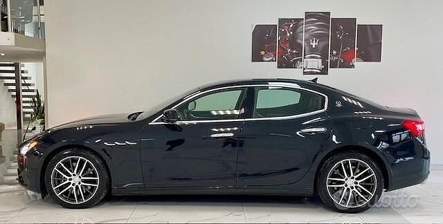 Usata Maserati Ghibli 275 CV (202 kW) 2015 Nero Berlina