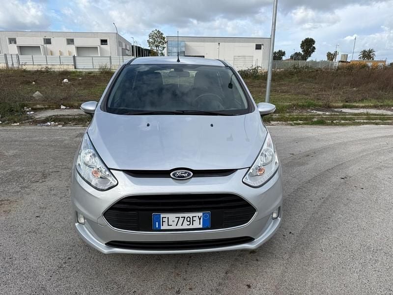 Usata Ford B-MAX Titanium 87 CV (63 kW) 2017 Grigio Monovolume
