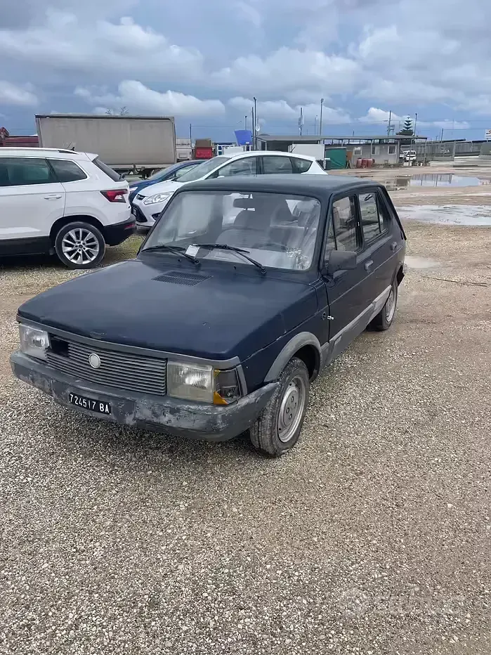 Usata Fiat 127 50 CV (36 kW) 1983 Blu Utilitaria