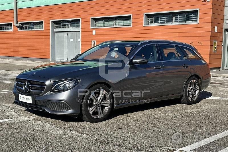 Grigio Usata 2020 Mercedes E200 Business Station wagon | 19.800 € (Super prezzo) - Immagine 1/4