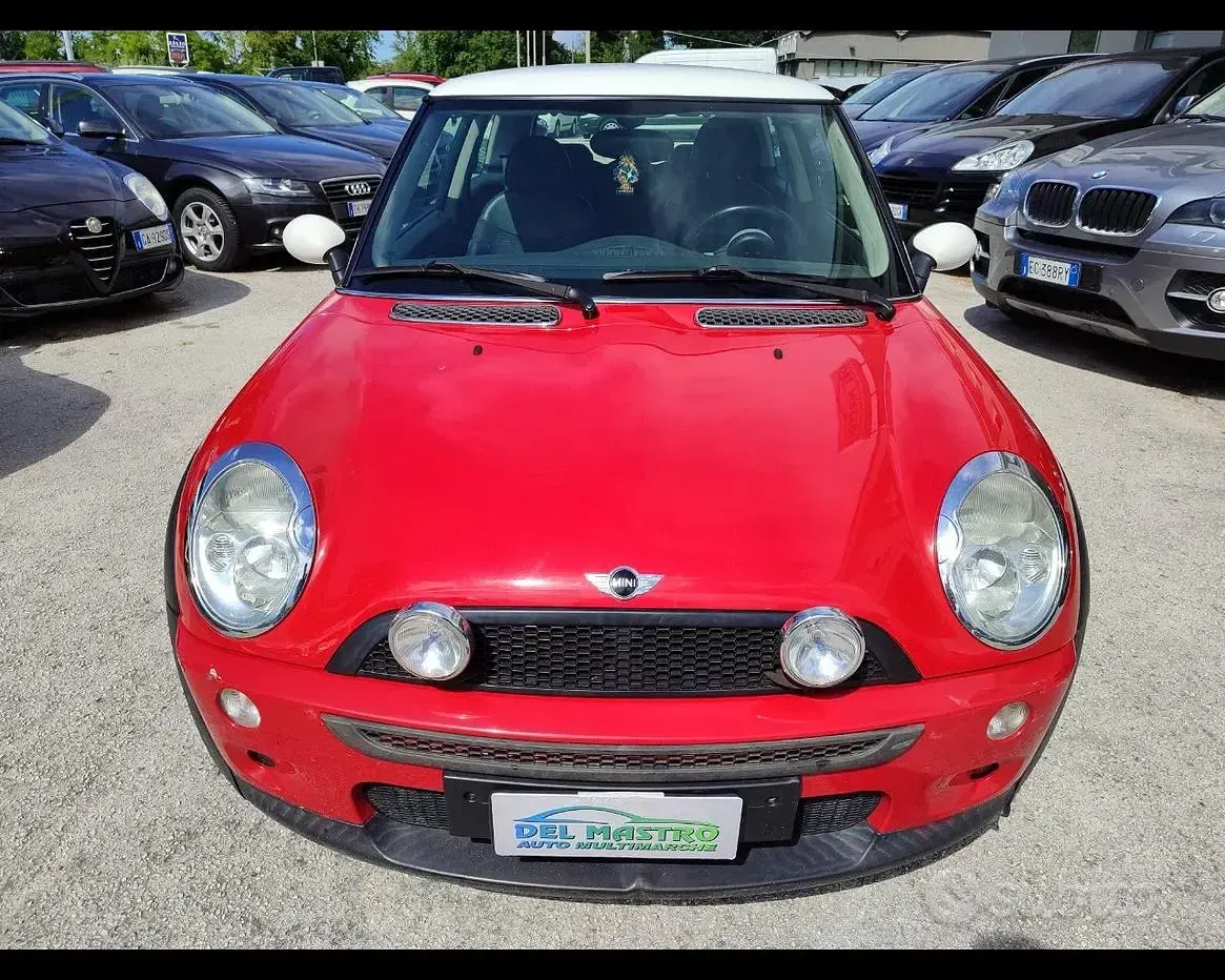 Usata Mini Cooper 116 CV (85 kW) 2003 Rosso Utilitaria