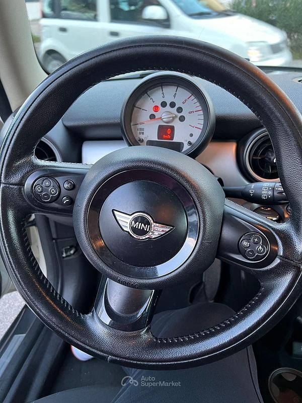 Usata Mini ONE 91 CV (66 kW) 2013 Beige Utilitaria