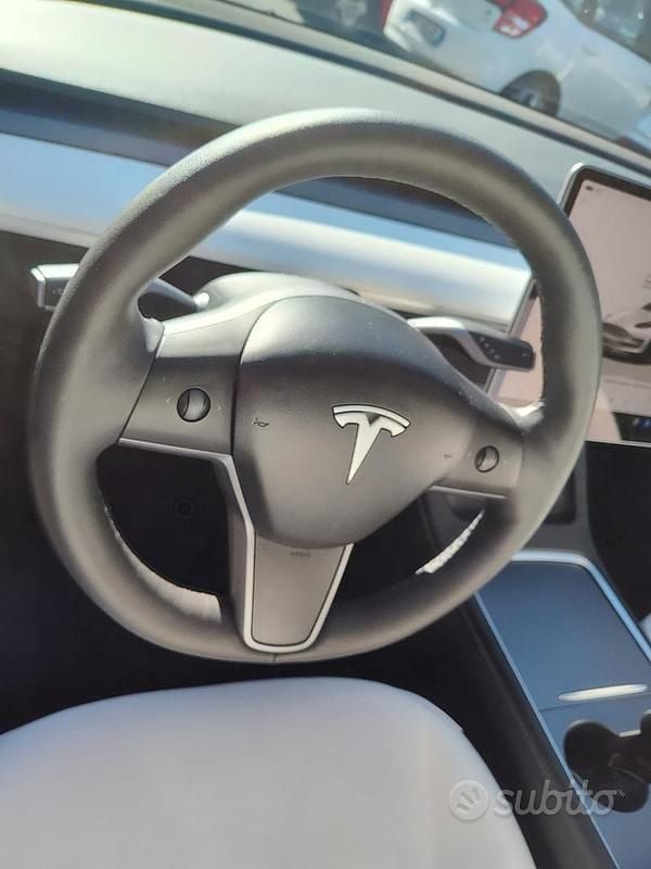 Usata Tesla Model 3 208 kW (283 CV) 2023 Bianco Berlina