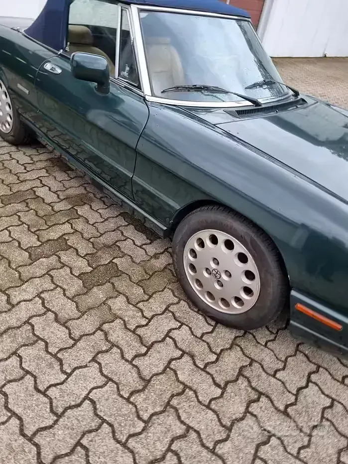 Usata Alfa Romeo Spider Veloce 128 CV (94 kW) 1992 Verde Cabrio