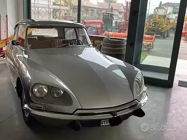 Usata Citroën DS 109 CV (80 kW) 1960 Grigio Berlina