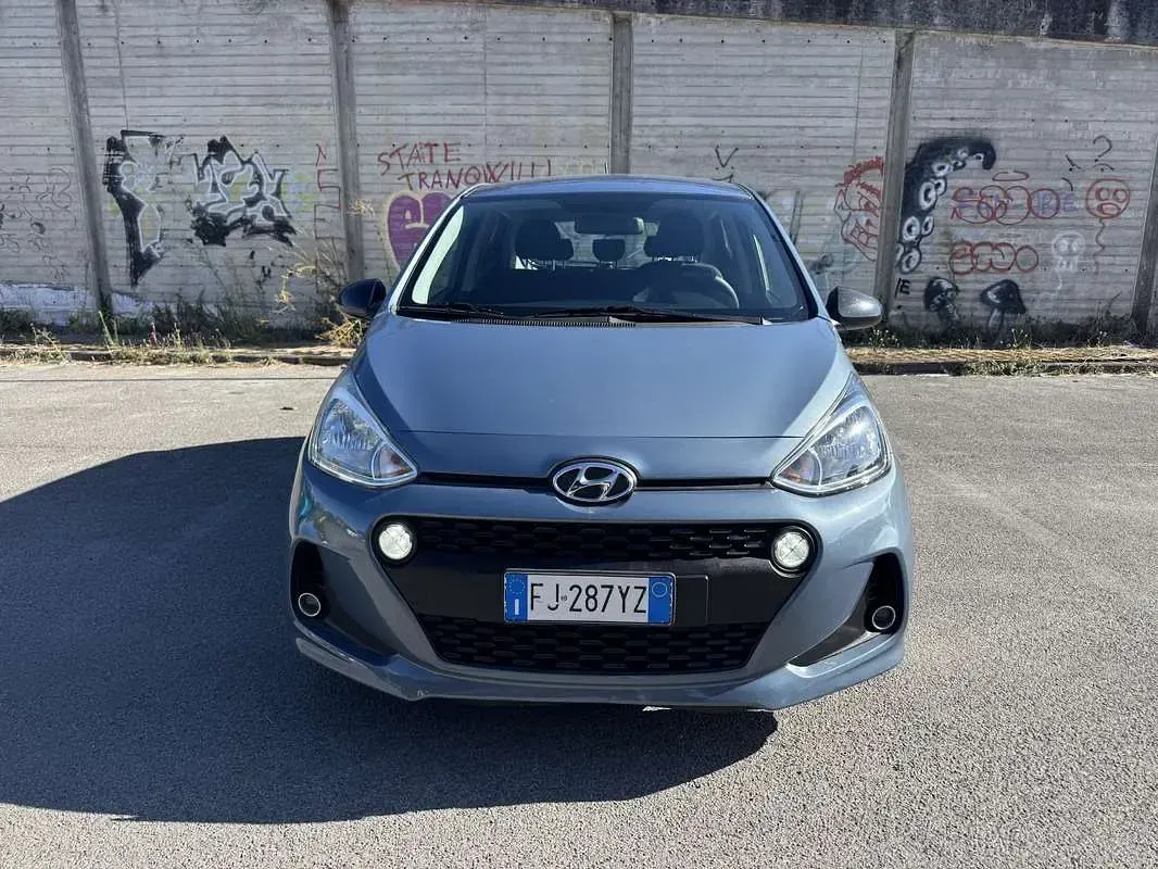 Usata Hyundai i10 Style 66 CV (48 kW) 2017 Bluazzurro Utilitaria