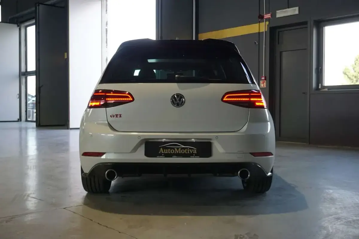 Usata VW Golf VII GTI 245 CV (180 kW) 2019 Bianco Berlina