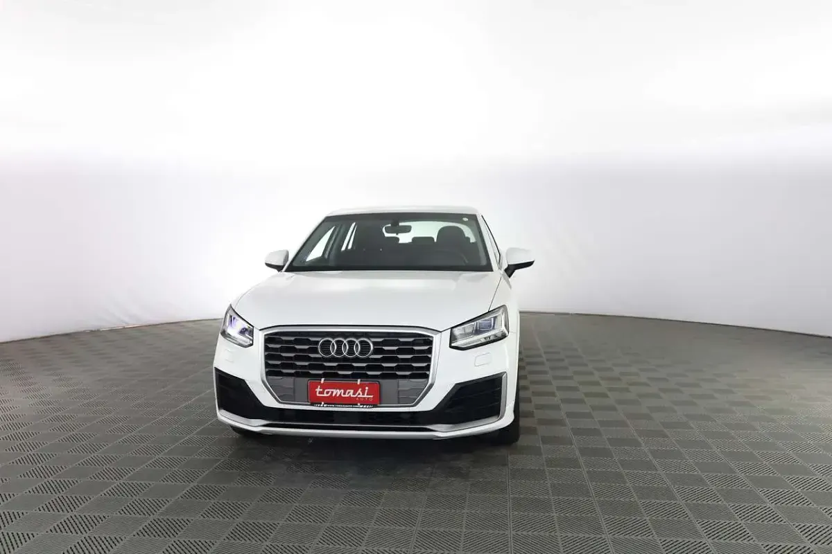 Usata Audi Q2 S-Line 116 CV (85 kW) 2018 Bianco ibis SUV
