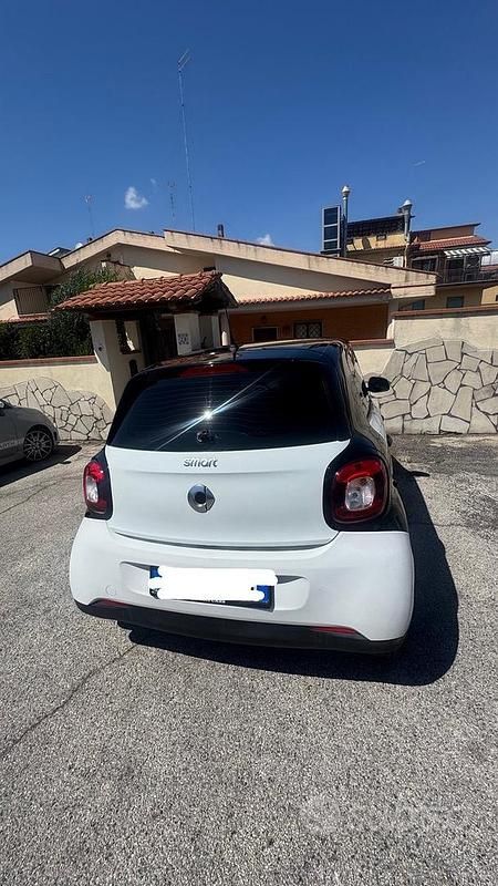 Usata Smart ForFour Edition #1 75 CV (55 kW) 2018 Bianco Utilitaria